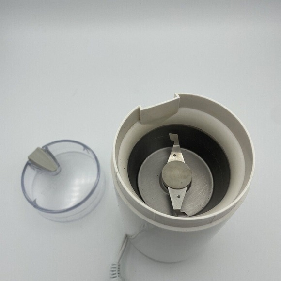 Toastmaster Electric Coffee Grinder Model 1119 120V 2oz/12 Cups Coffee White - Picture 6 of 6